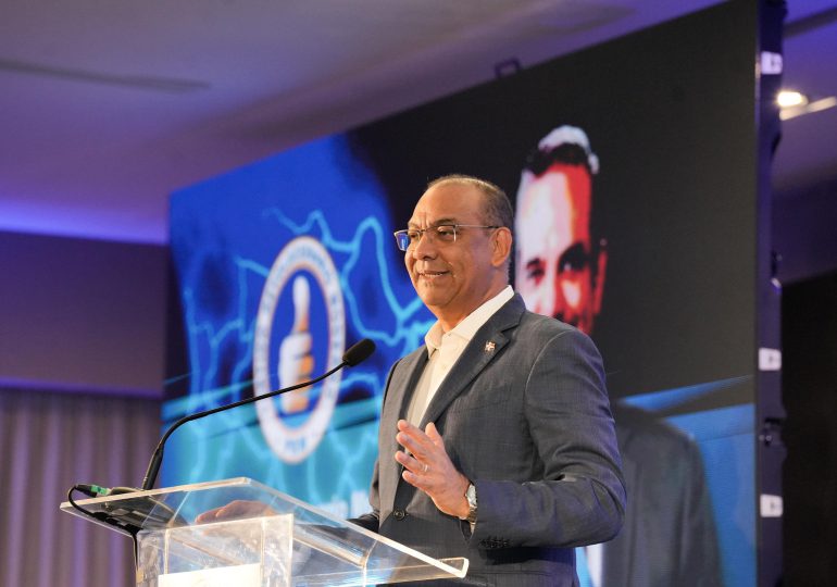 Comisión Técnica El Cambio Continua (CTC) favorece conferencias de motivación “El país que Construye Luis Abinader” realizadas por Deligne Ascención.