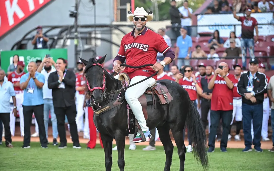 Gigantes retiran el número 18 de Nelson Cruz