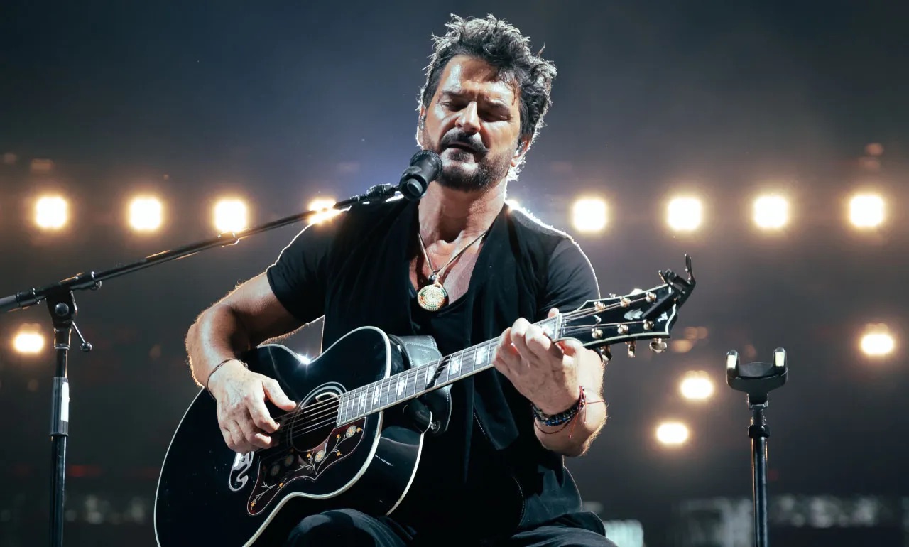 Ricardo Arjona arrasa en Guatemala: agota 15 conciertos en tiempo récord