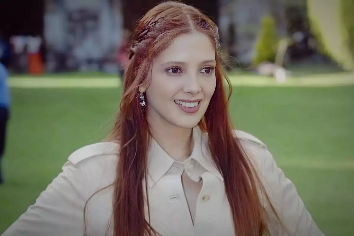 Adela Noriega está bien y en contacto con amigos, asegura Mauricio Islas