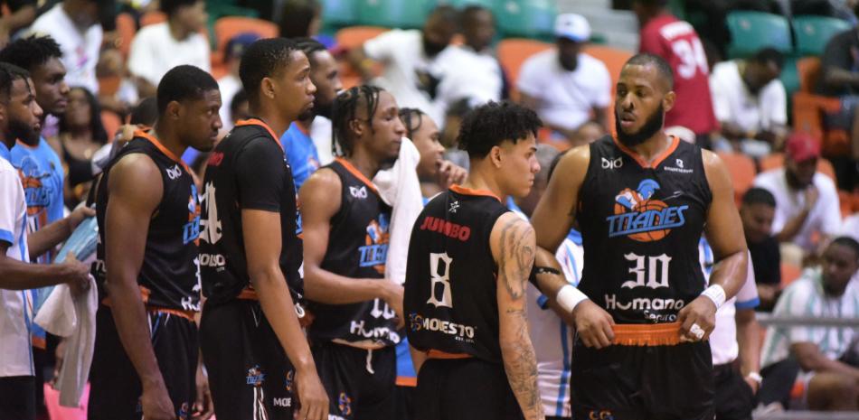 Titanes buscan cerrar la serie esta noche y coronarse campeones invictos