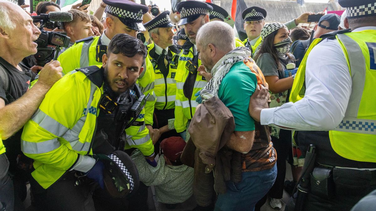 Protesta en Londres deja cerca de 150 detenidos por apoyar a grupo propalestino prohibido