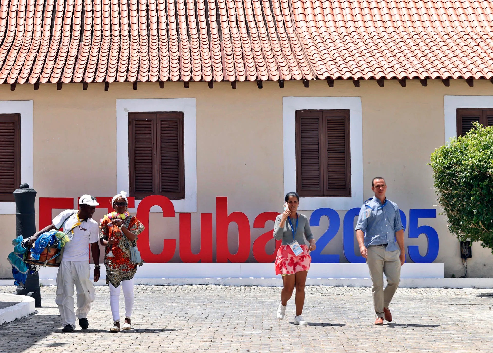 Cuba declara “epidemia” por brote de dengue, chikunguña y oropouche en medio de crisis sanitaria