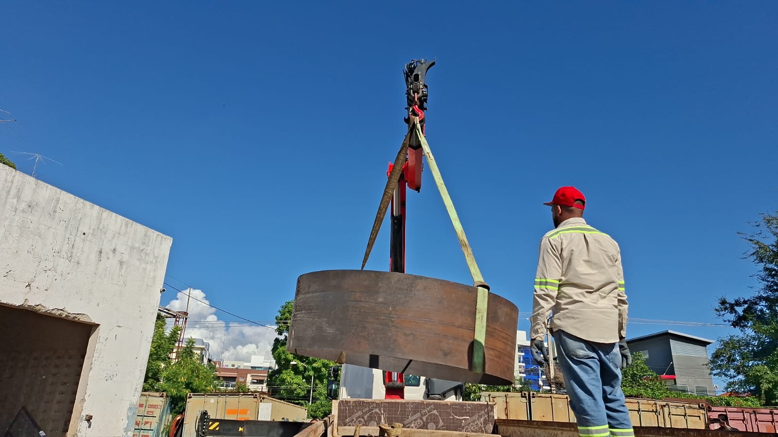 Coraasan trabaja contrarreloj para restablecer línea de aducción en Sabana Iglesia