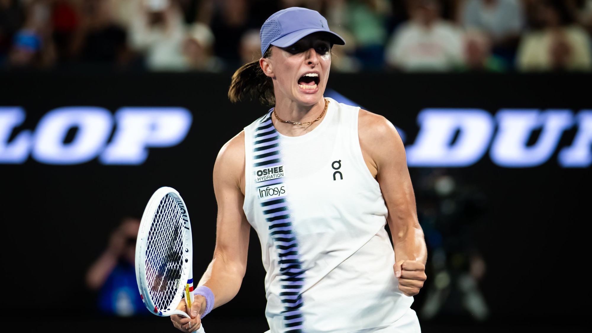 Iga Swiatek sigue firme en la defensa de sus aspiraciones en Roland Garros