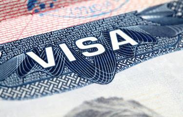 Juez frena nuevas reglas de visas en EE. UU. para estudiantes y periodistas